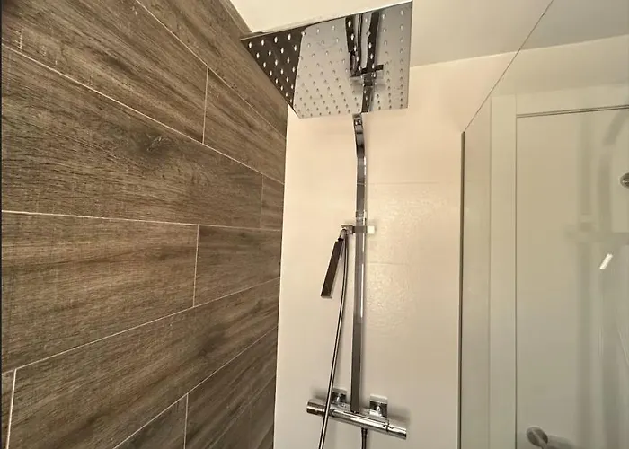 Piso De Dos Y Parking